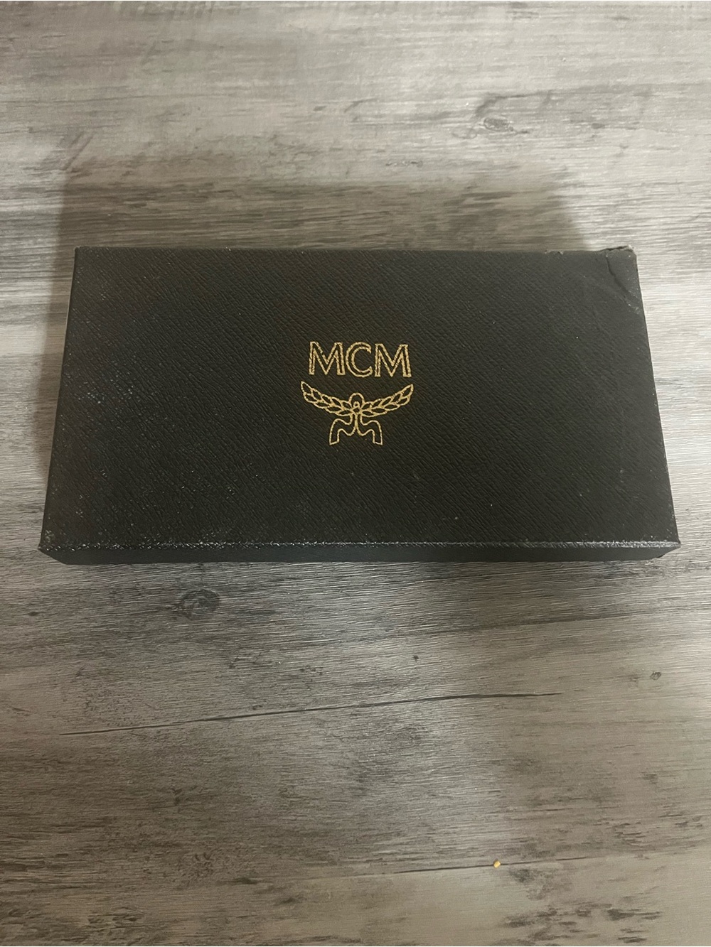 Black & Gold Wallet - Picture 6 of 8
